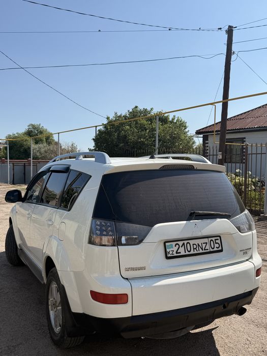 Mitsubishi outlander XL 2008