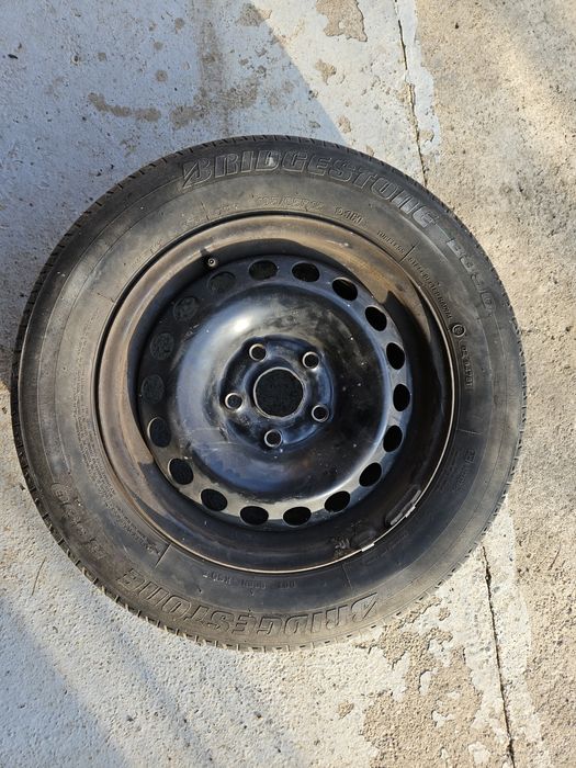 Vând roata rezervă 195 / 65 / R15
