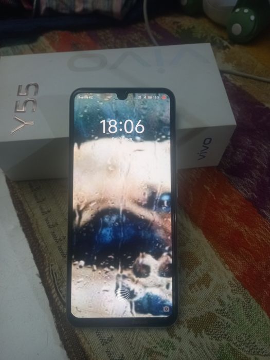 Продам телефон б/у