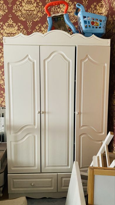 Продаю б/у детскую мебель