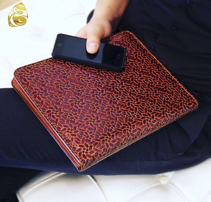 Чехол для айпада Empire бу в отличном состоянии