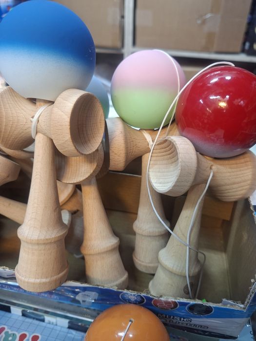 Kendama  X  Bila cu grip
