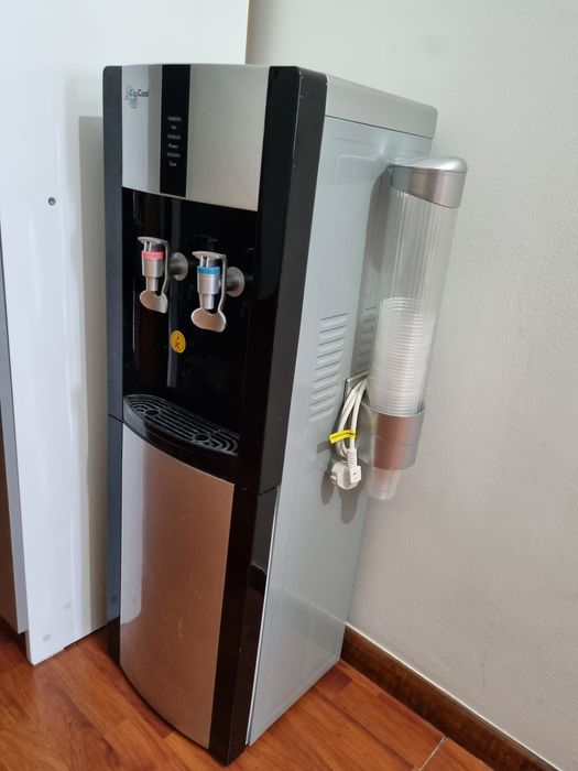 Продам кулер для воды