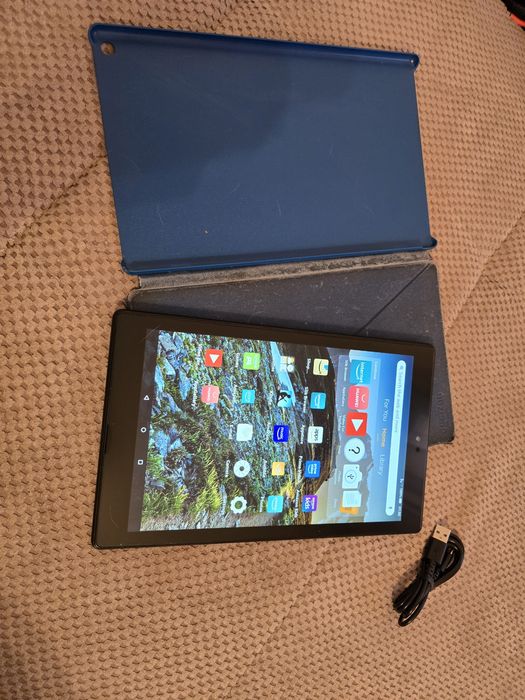 Amazon Fire HD 10 (7th Gen) – 10.1"