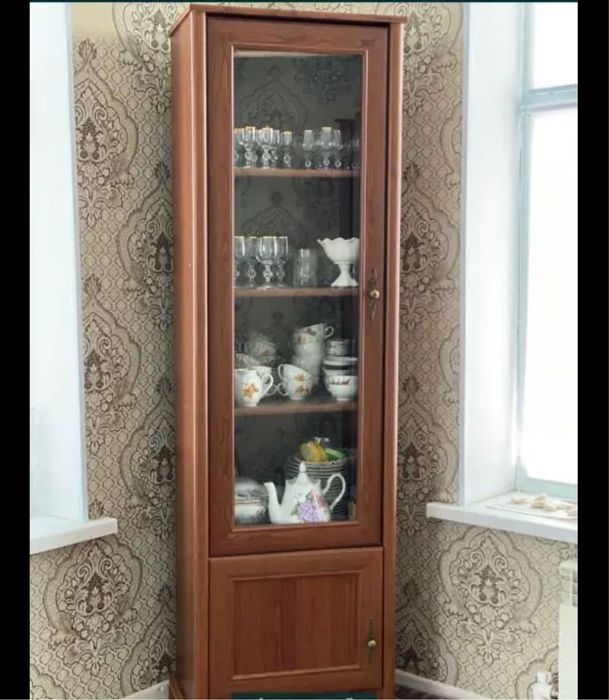 Сервант Айна камот