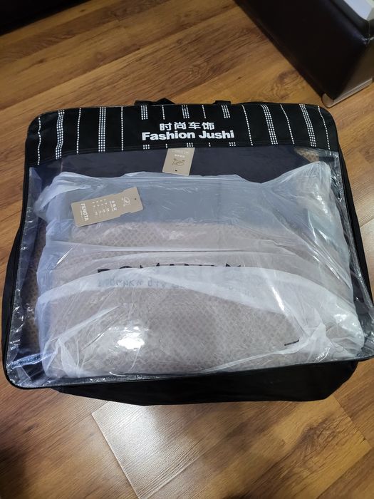 Автомобильные  чехлы