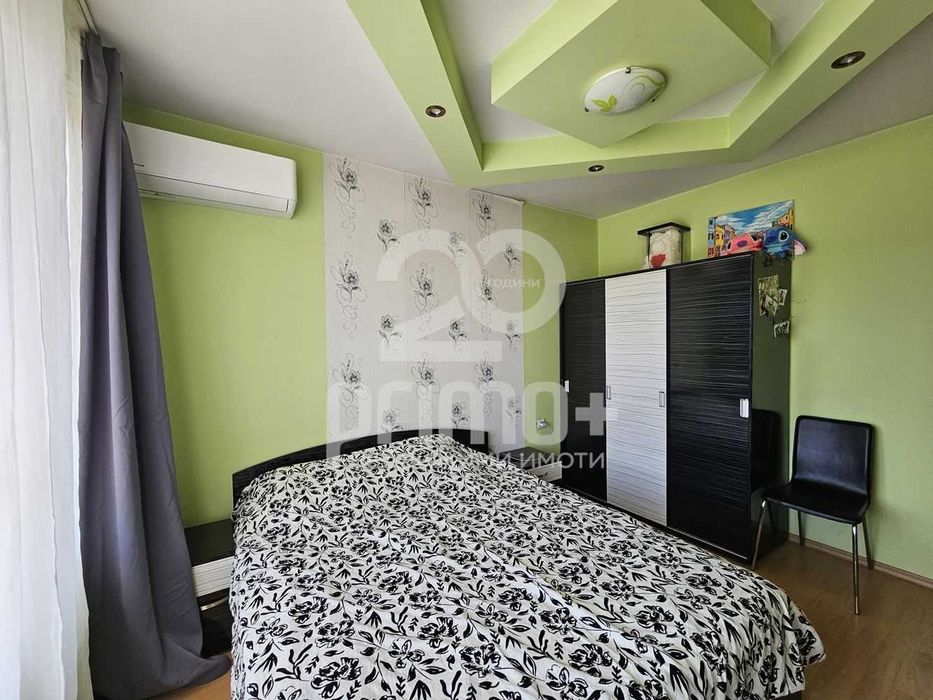 Дава се под наем Тристаен апартамент в Велико Търново, Център - 95 кв.м за 360 € - Снимка #4