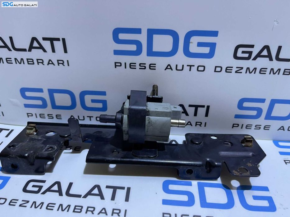 Supapa Electrovalva Convertor Presiune Aer Vacuum Vacum cu Suport Volkswagen Golf 4 1.8 T AUM ARZ AUQ 1998 - 2006 Cod 06A103911AH 06A103943AB 078906283A