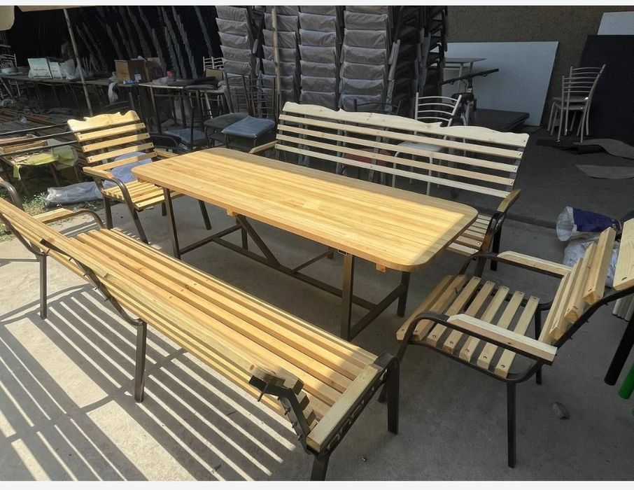 Yozgi dam olish uchun qulay stol-stul (dacha, hovli)