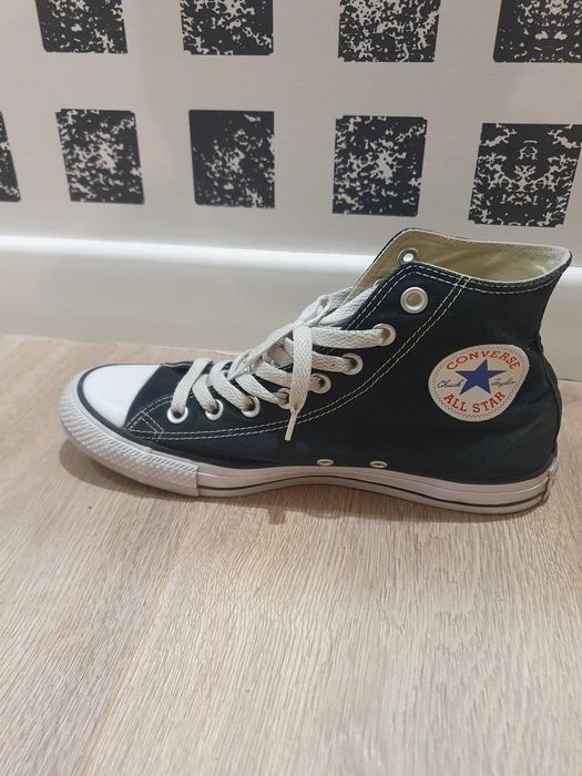 Продам кеды converse
