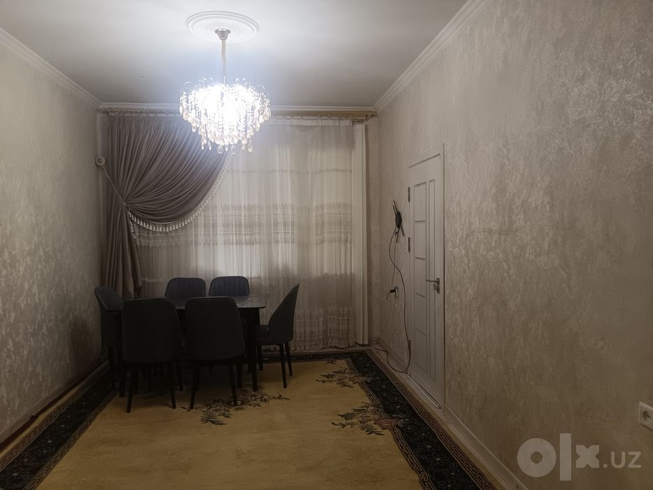 Sotiladi 2 xonali 3 xona qilingan Chilonzorda