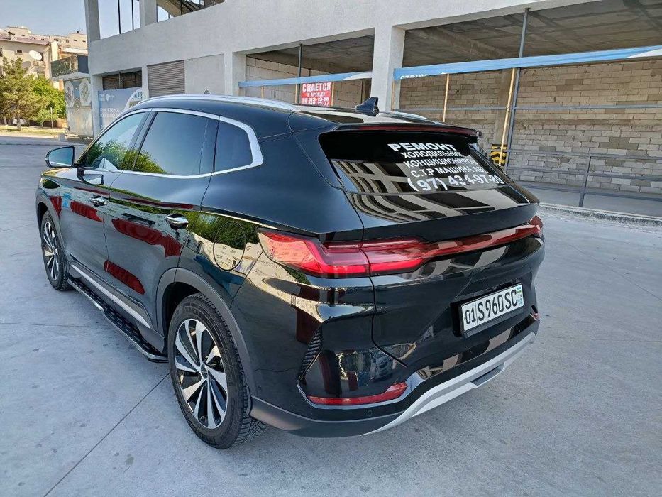 BYD Champion 605