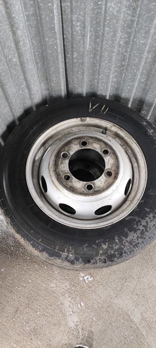 Продам резину на газель