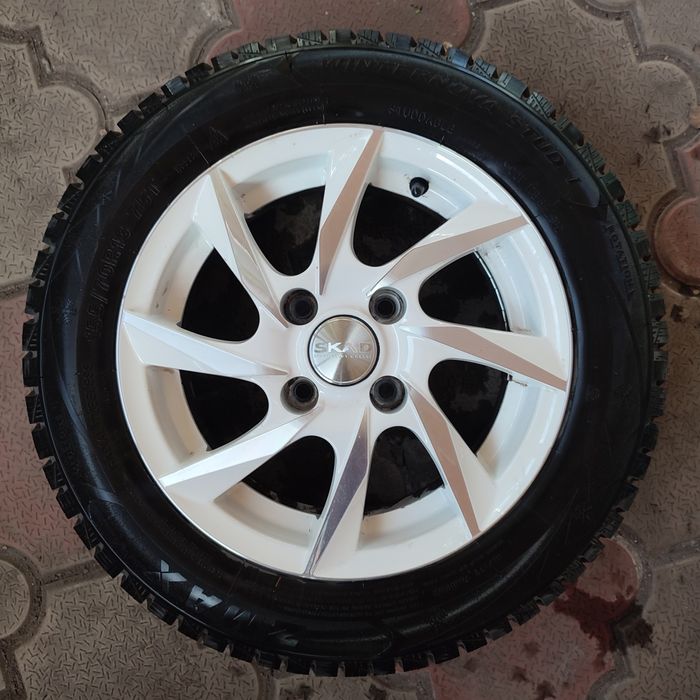 Диски с зимней резиной