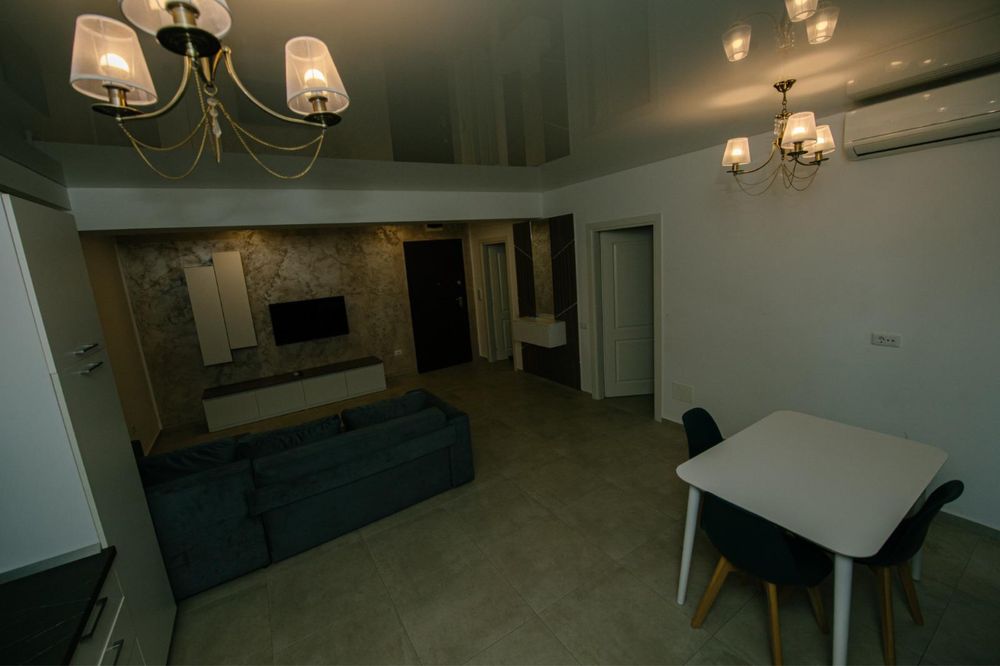 Astoria residence lake !!