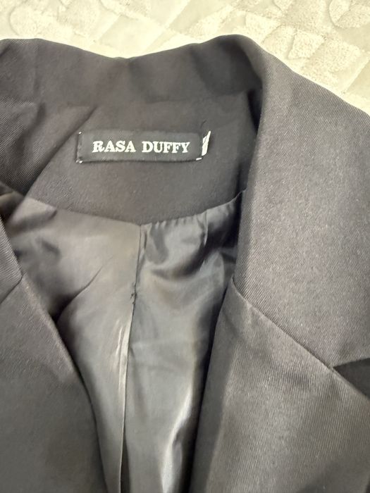 Продам пиджак черный  новый