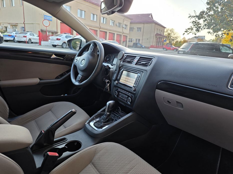 Volkswagen Jetta 1.6 TDI Automat