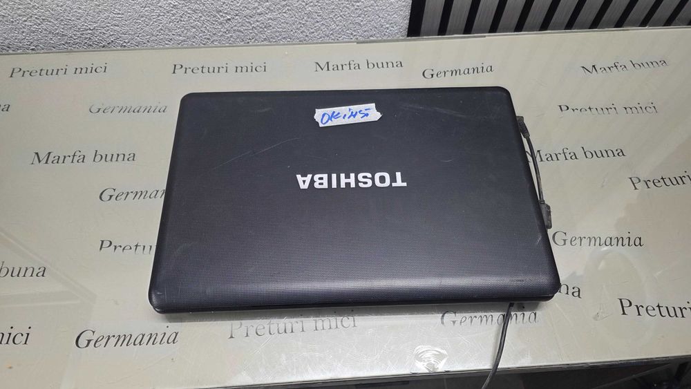 Laptop core i3 - Toshiba Satellite C660 - functional - instalat
