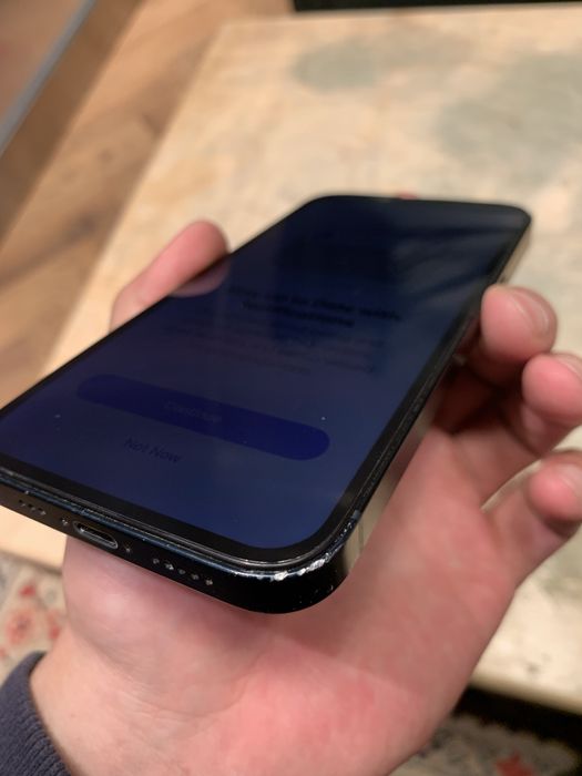 Iphone 14 темно синиий