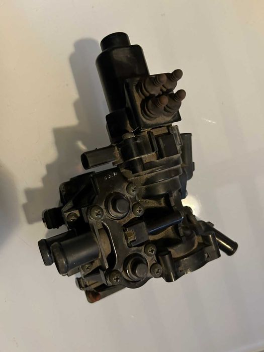 клапан парно водна помпа Audi A8 D3, 3.0tdi 2002-2010 г. #013S