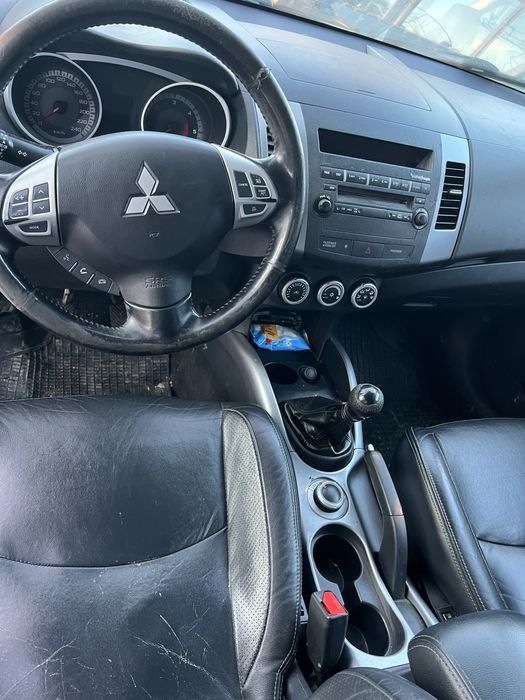 Vand mitsubishi outlander 2
