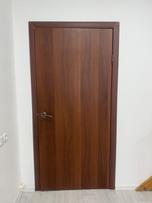 Продам межкомнатные двер