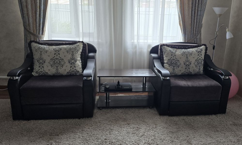 Продам диван и 2 кресла
