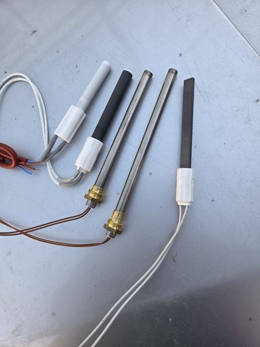 Piese centrale cu peleti ,bujii,ventilatoare ,motoreductoare