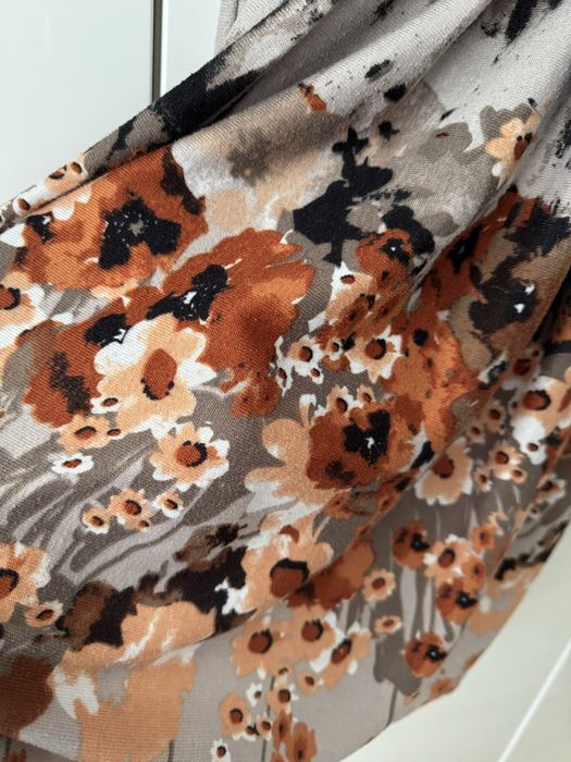 Rochie din lana si vascoza cu print