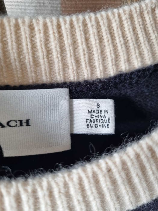 черен кашмирен пуловер Coach