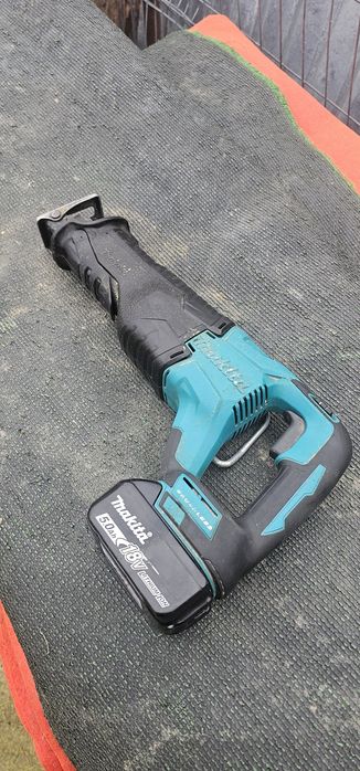 fierastrau sabie makita DJR187 brushless