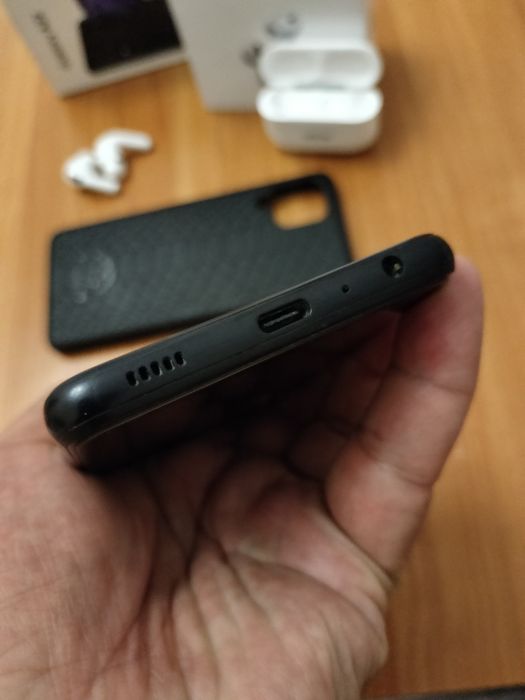 Samsung A22.128гб+науш..