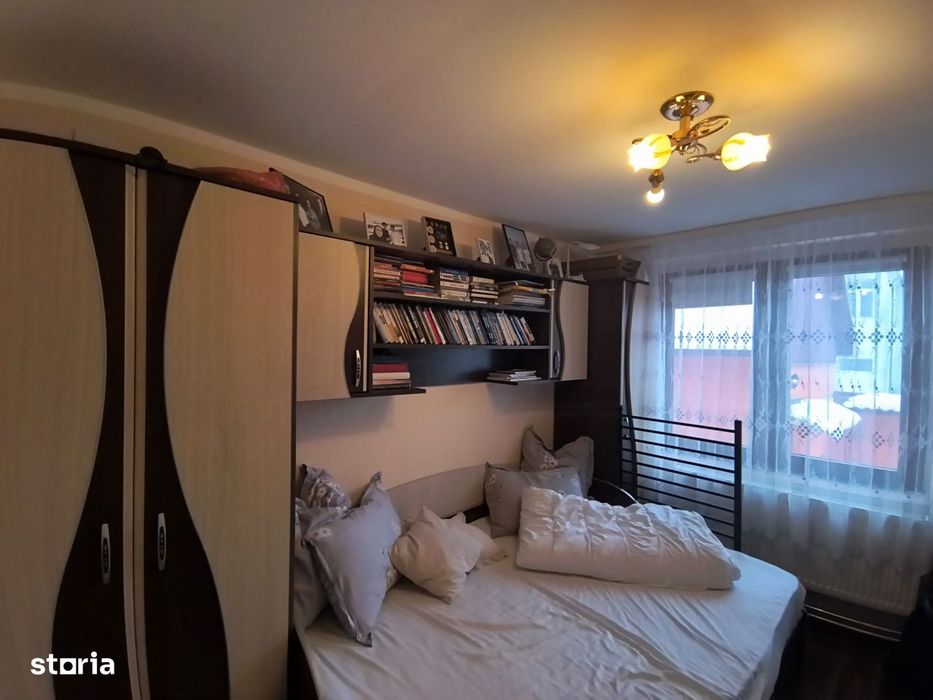 Apartament De Vanzare In Siret – 4 Camere | Etaj 1