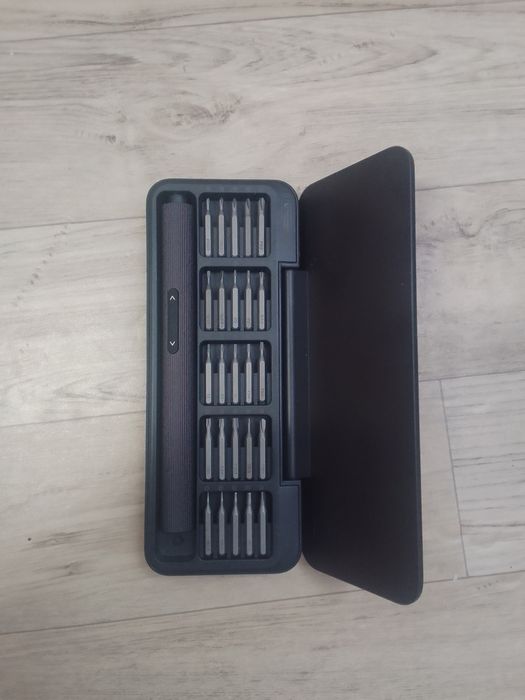 Аккумуляторная отвертка Xiaomi HOTO 25-in-1 (QWLSD010)