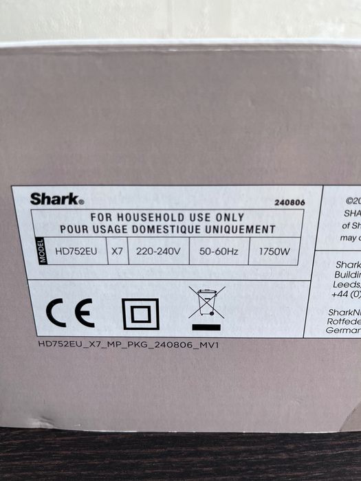 Сешоар Shark HD752 EU