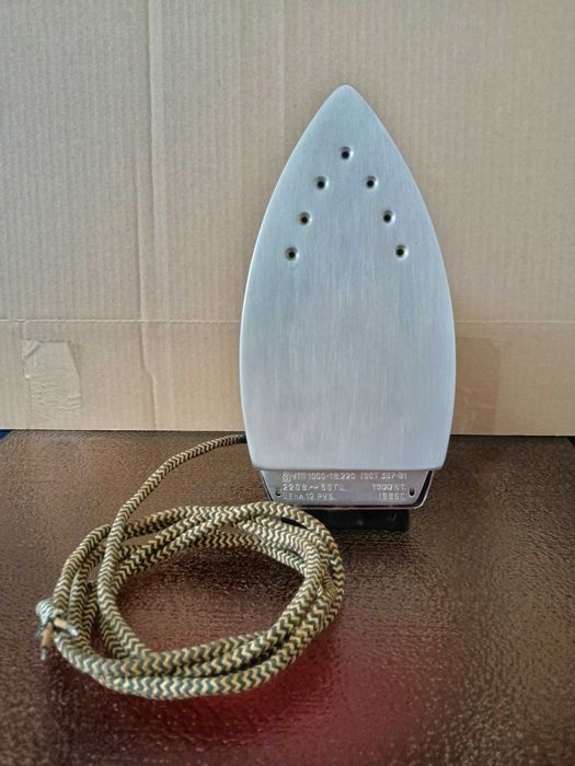 Автентична ютия производство СССР 1000W 1986г.