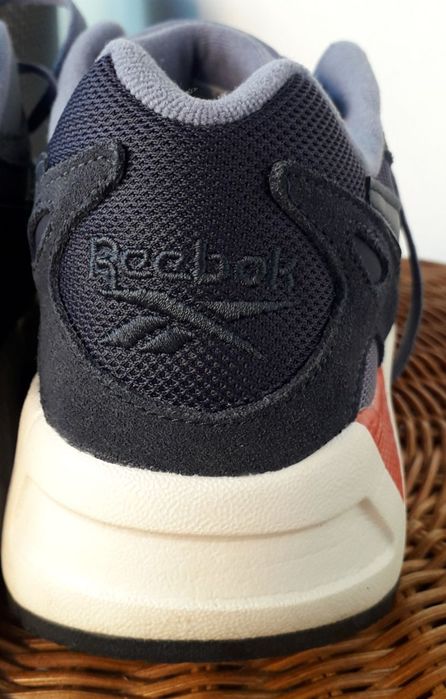 40.5 номер дамски Reebok Aztrek