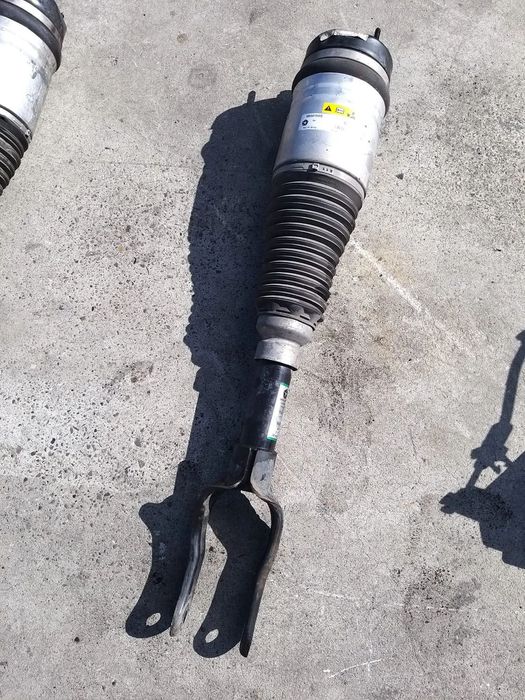 Amortizor suspensie pneumatica perna aer dreapta fata jeep grand cherokee 4 wk wk2 68080194ab 68080210ab