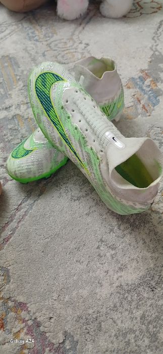 Продам бутсы почти новые