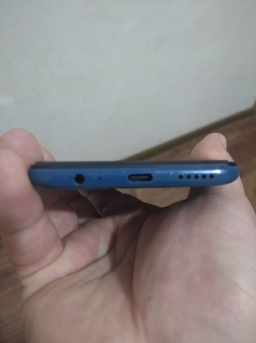 Redmi not 9 telefonni oʻzim tutganman holati aʼlo darajada.