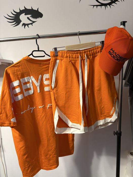 Compleu made by society