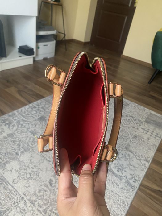 Geanta Louis Vuitton