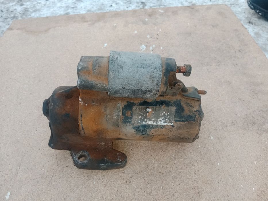 Стартер форд Мондео 2 2,5л V образный двигатель