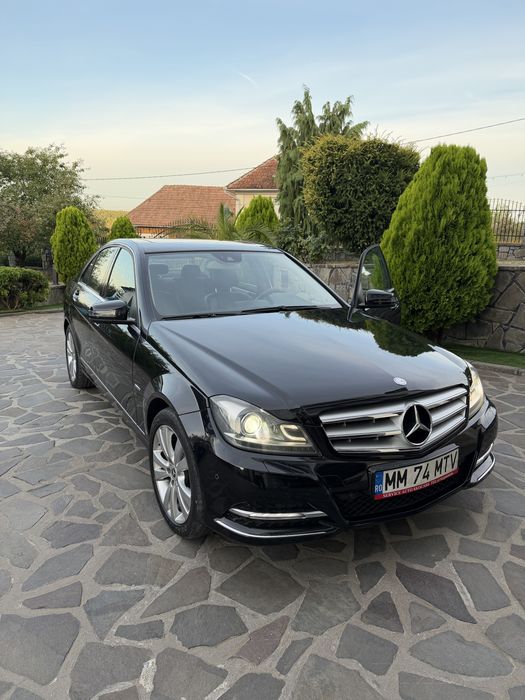 Mercedes-Benz C 300 | 2012 | Achiziționat din Germania la 1.000 km | Proprietar din 2012