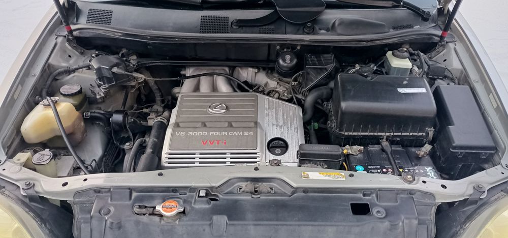 Продам Лексус РХ 300