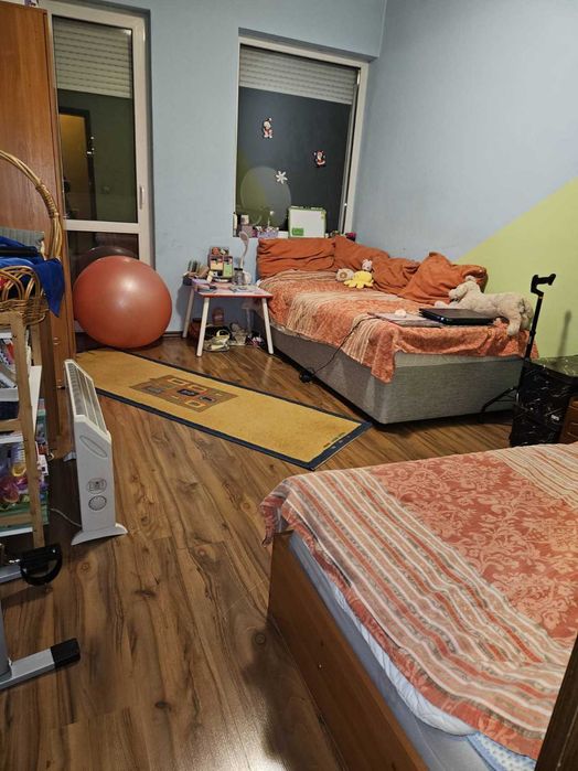 Продава се Тристаен апартамент в Пловдив, Кючук Париж - 105 кв.м за 1757 €/кв.м - Снимка #2