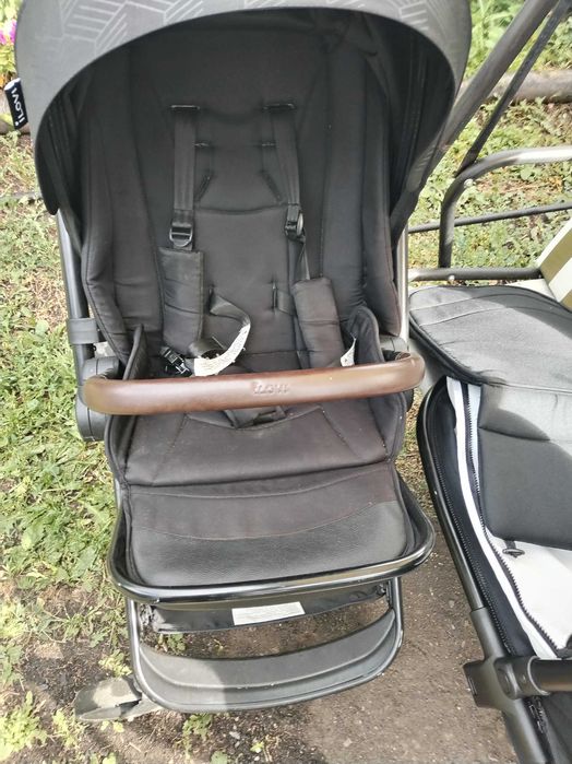 Продам детскую коляску