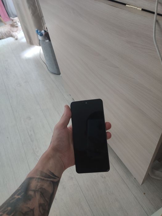 Продам телефон поко