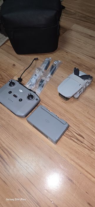 Vând dji mini 2 se