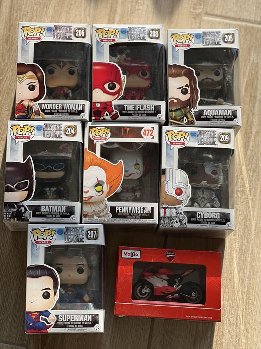 Vând figurine de colecție Funko Pop